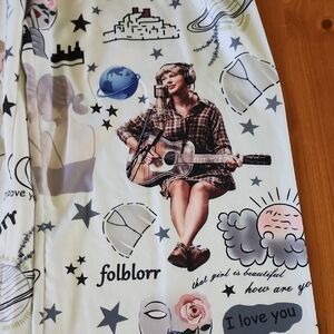 Swifty Pajama Bottoms with Whimsical Storybook Design